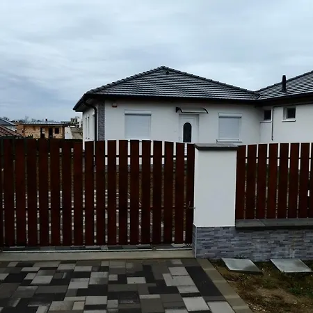 Zalan Holiday House Holiday home Siofok